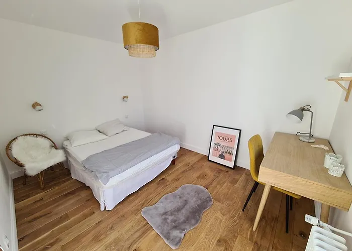 Au Coeur De Tours, Familial Avec Jardin Au Calme, Parking *